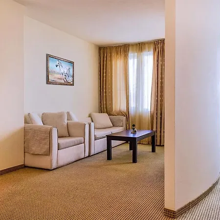 Black Sea Art By Northland فندق 3*